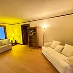 Vancouver Stay- Minutes To Kisilano Beach, Ubc & Downtown