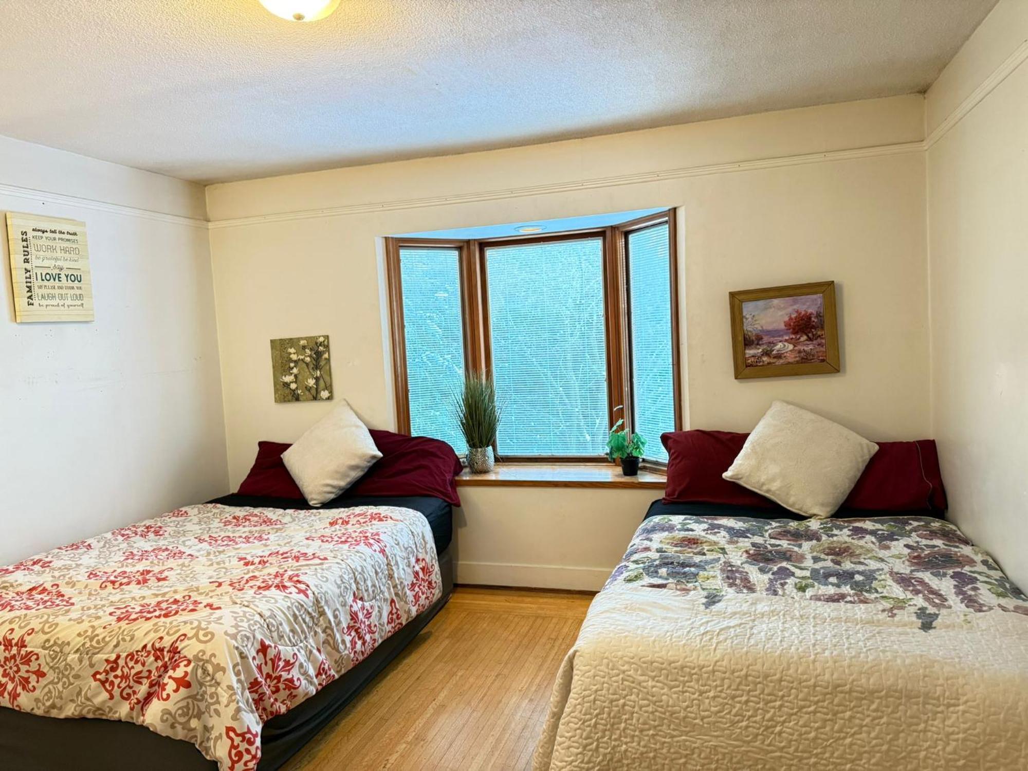 Homestay Stay- Minutes To Kisilano Beach, Ubc & Downtown Vancouver